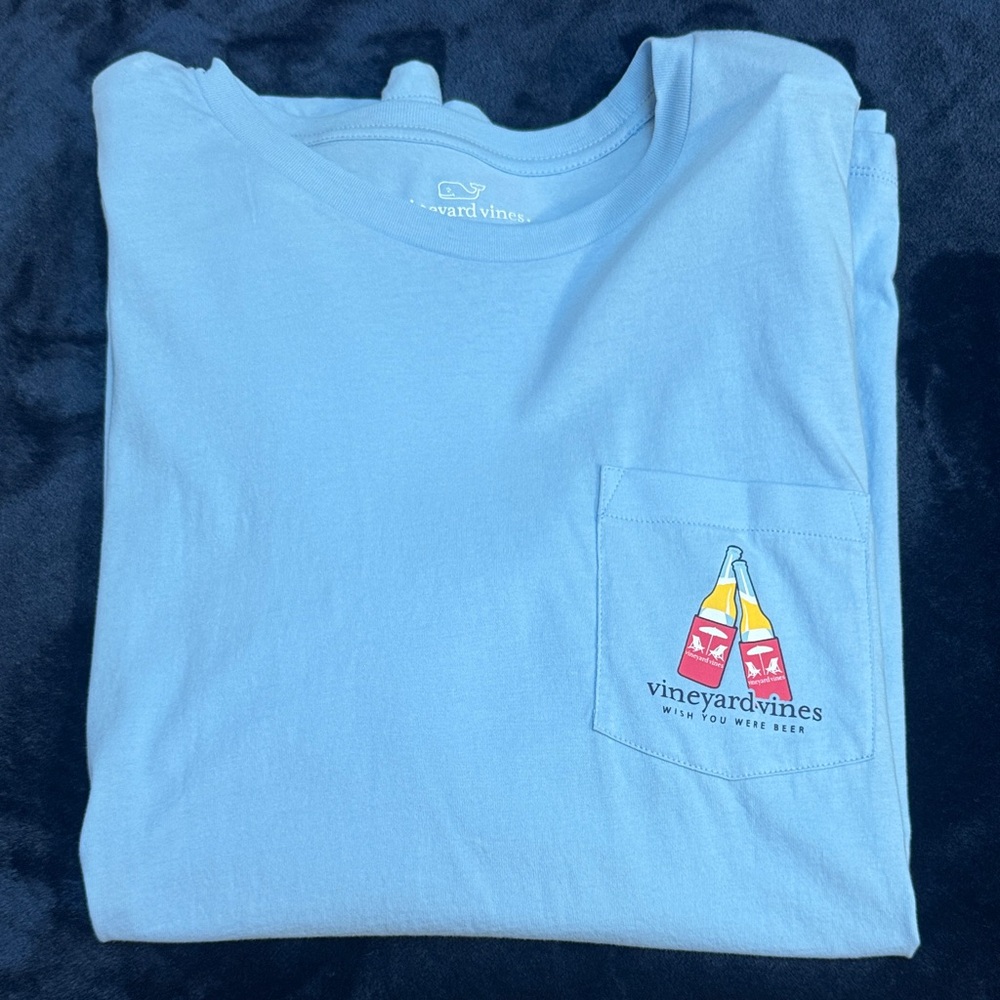 Vineyard Vines Sky Blue Tee with Pocket Graphic